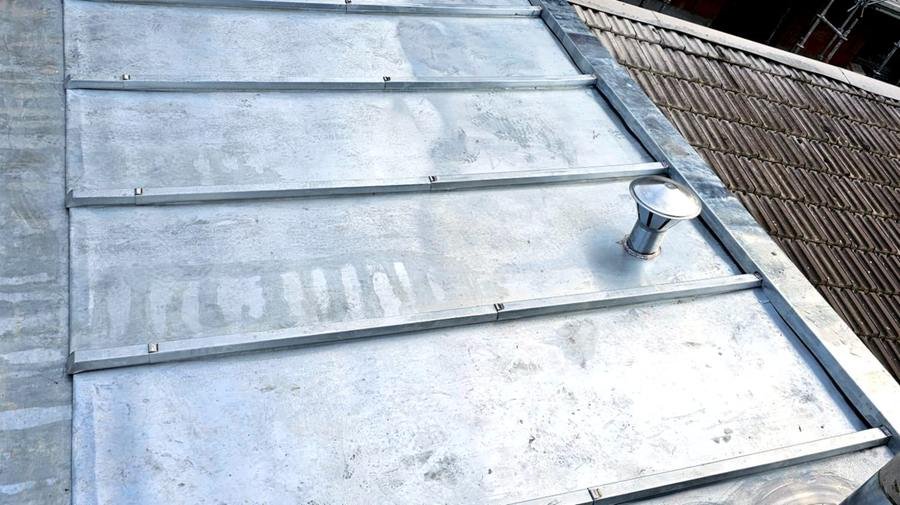 Toiture-terrasse zinc à joints