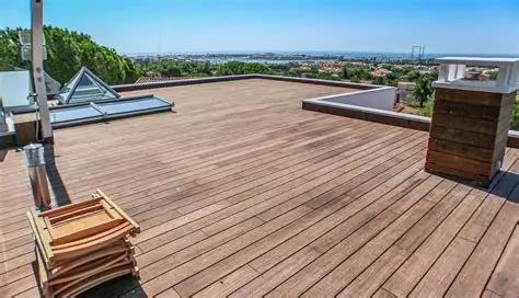 Toiture-terrasse aménagée en bois avec puits de lumière - étanchéité toit plat ORAC